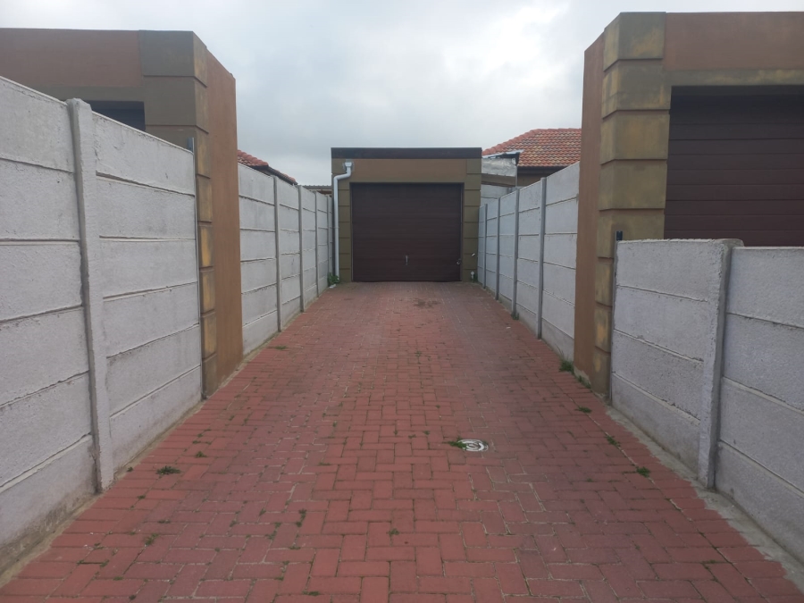 2 Bedroom Property for Sale in Westridge Western Cape